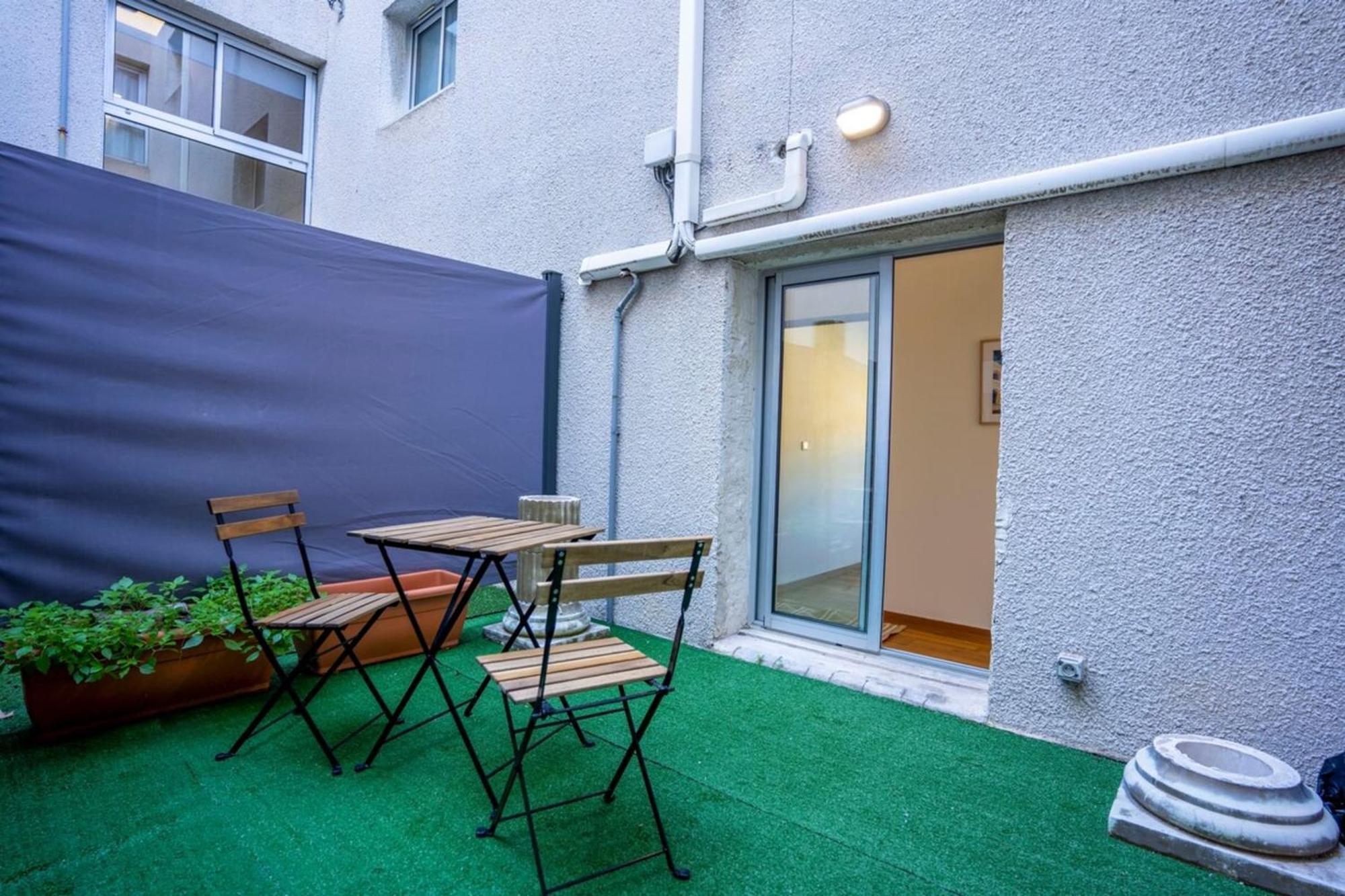 Atlas -Elix 100M Gare - Vue Remparts -Terrasse アヴィニョン エクステリア 写真